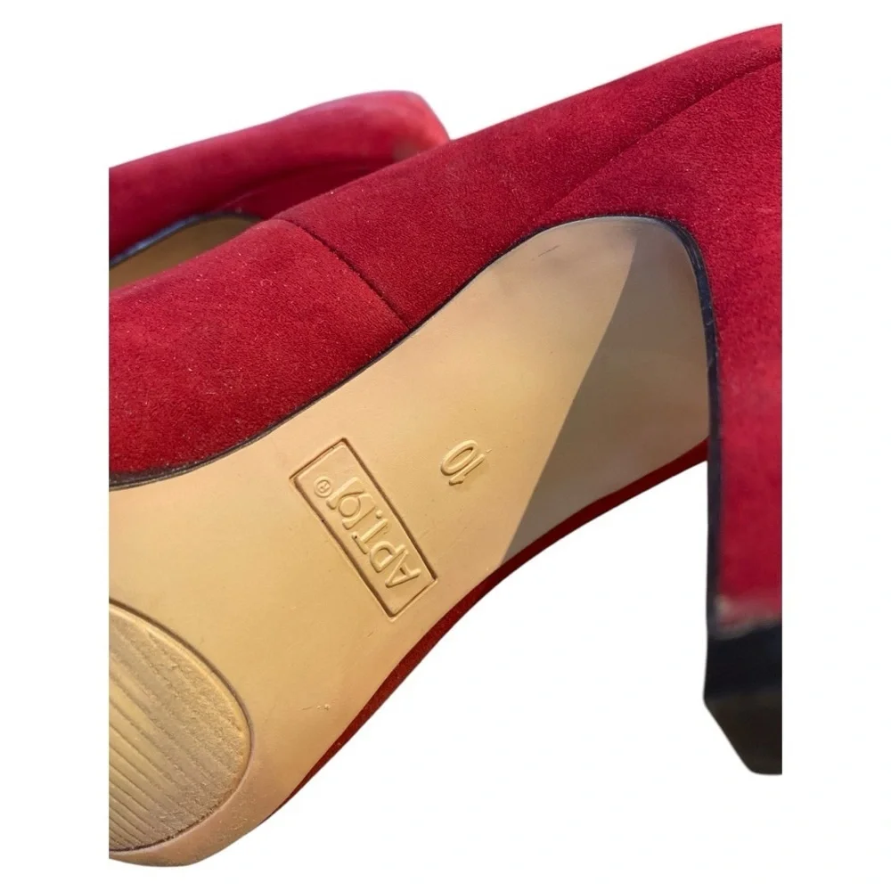Women’s Red Size 10 Heel​ - Picture 5 of 6